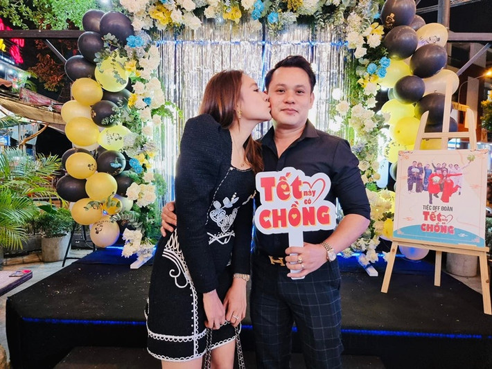 Hồ Bích Trâm được chồng chiều chuộng. Nữ diễn viên từng khoe nhắn tin được ông xã gửi thức ăn suốt ngày. Ảnh: FBNV