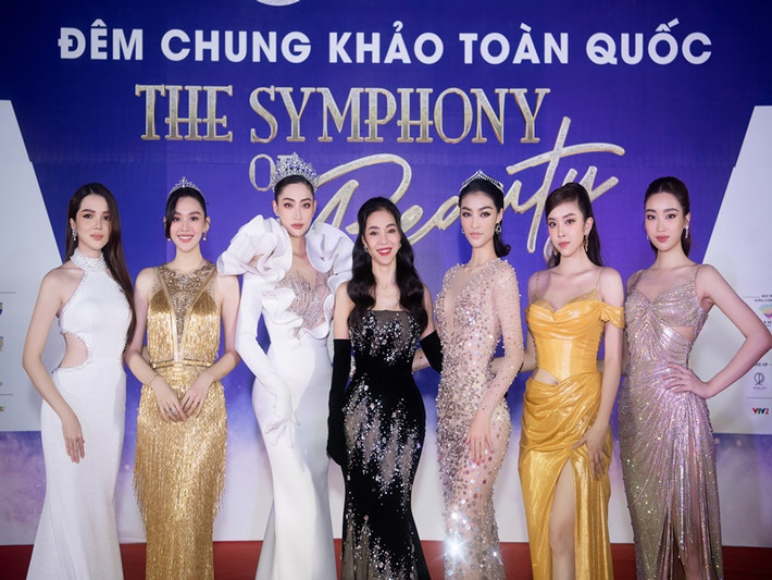 Lương Thùy Linh đọ sắc dàn hoa hậu, á hậu.