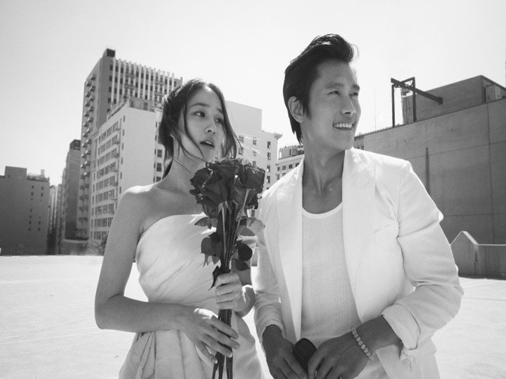 Vượt qua giông bão, vợ chồng Lee Byung Hun đã sum họp bên nhau và chào đón con trai đầu lòng vào ngày 31/3/2015. Ảnh: Vietnamnet