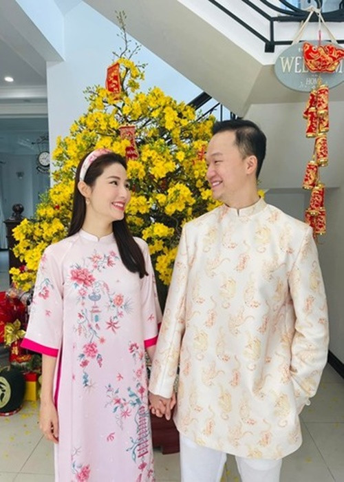 Tháng 8/2022, tin đồn Diễm My 9x sắp kết hôn gây xôn xao mạng xã hội. Thời điểm đó, nữ diễn viên cho biết chưa có kế hoạch đám cưới cụ thể vì cô và bạn trai đều bận rộn, hôn lễ cần nhiều thời gian chuẩn bị kỹ lưỡng.