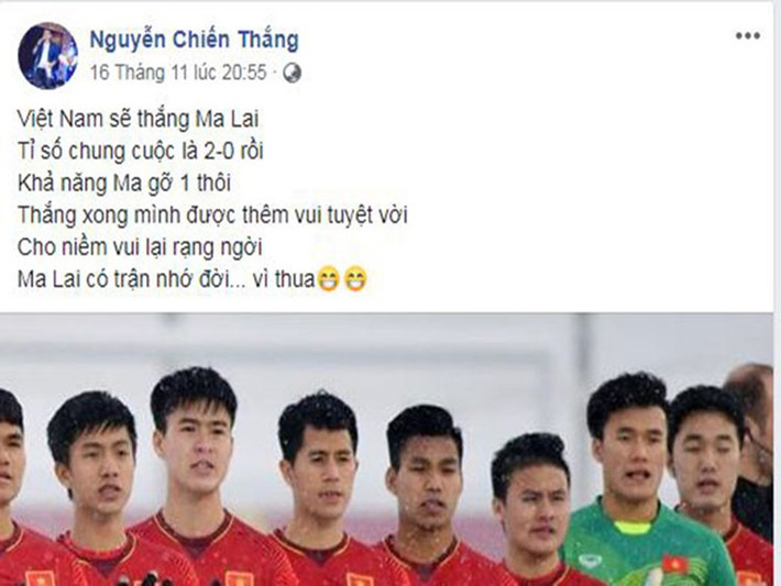 Nghệ sĩ Chiến Thắng không chỉ diễn hài duyên dáng mà còn có tài lẻ làm thơ, vẽ tranh. Các bài thơ về đội tuyển Việt Nam của anh thường xuyên gây sốt. Ảnh: FBNV