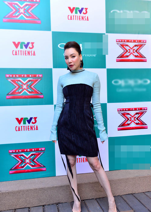 Đêm liveshow vé vớt sẽ có 4 giám khảo khách mời đại diện cho nhà báo và ca sĩ sẽ chọn ra 1 tiết mục duy nhất vào vòng liveshow.