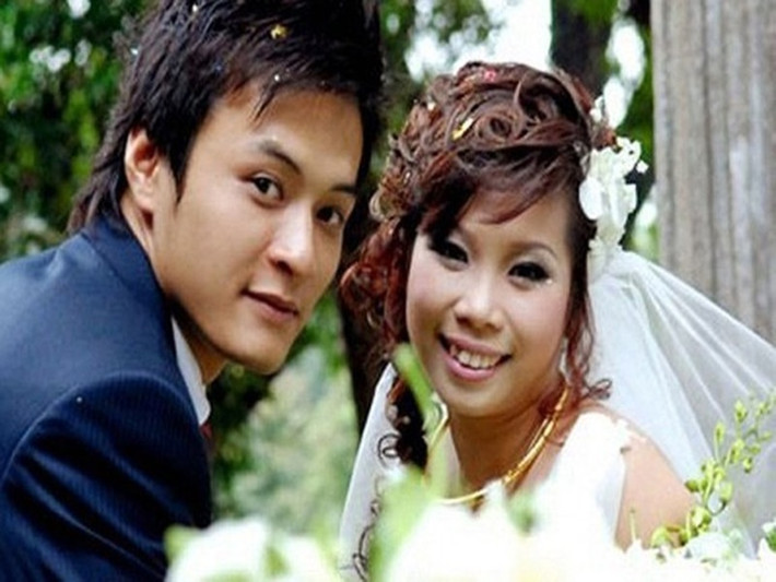 Diễn viên Hồng Đăng kết hôn khá sớm. Năm 2008, anh lập gia đình. Bà xã của Hồng Đăng tên Anh Đào. Cô không hoạt động nghệ thuật. Ảnh: Tiền Phong