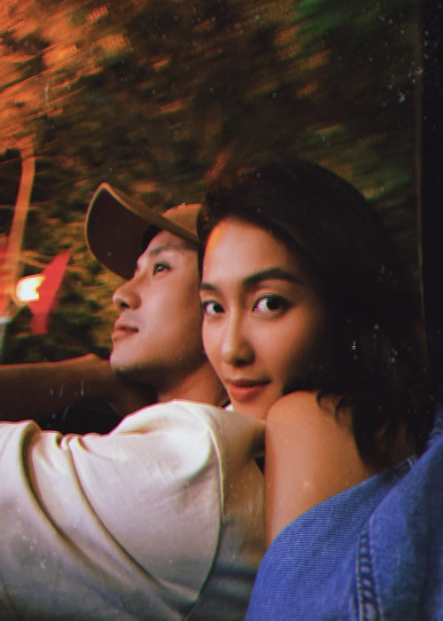 Trước Lương Thu Trang, Thanh Sơn đóng cặp với Khả Ngân. Cả hai vào vai đôi uyên ương trong bộ phim "11 tháng 5 ngày".
