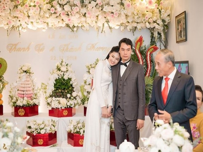 Ngô Thanh Thanh Tú là Á hậu 1 cuộc thi Hoa hậu Việt Nam 2016. Không giống Mỹ Linh và Thùy Dung, Thanh Tú sớm yên bề gia thất. Ảnh: Lê Chí Linh