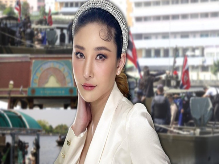 Chiều 27/2, đồn cảnh sát Nonthaburi mở họp báo. Quản lý của Tangmo - Kratik Itsarin Juthasuksawat và người bạn tên San có mặt. Kratik chia sẻ, cô biết chủ thuyền từ lâu và nhận được lời mời cả nhóm bạn tới bữa tiệc rượu. Theo Kratik, thời điểm Tangmo xảy ra sự cố chỉ có một mình San bên cạnh. Ảnh: Thairath