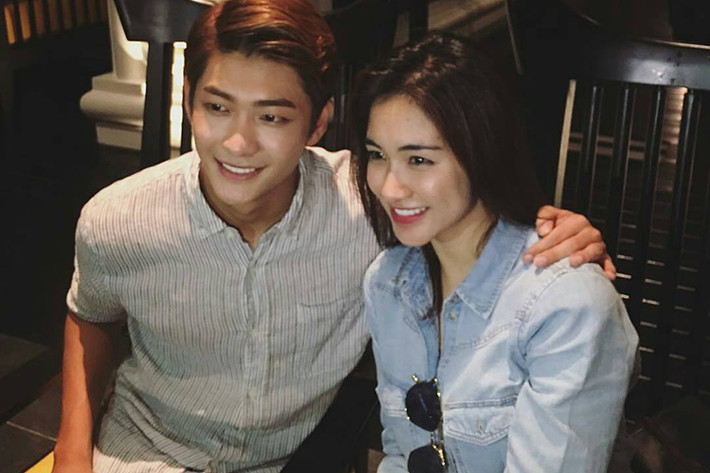 Hình ảnh Kang Tae Oh bên nữ ca sĩ Hòa Minzy trên phim trường "Tuổi thanh xuân 2" khiến nhiều người đặt câu hỏi liệu cô có tham gia bộ phim này không. (Ảnh: Fanpage Tuổi thanh xuân)