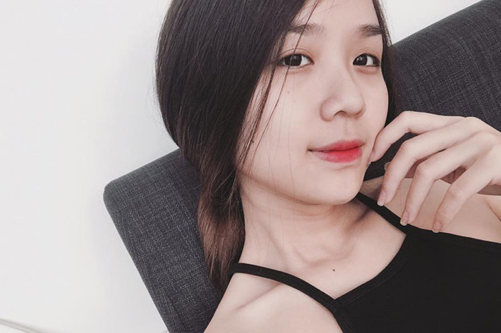Nhan sắc xinh đẹp của Hoàng Ngọc đã chiếm được trái tim của chàng Quán quân Gương mặt thân quen 2014 trong suốt 5 năm qua. (Ảnh: Facebook nhân vật)