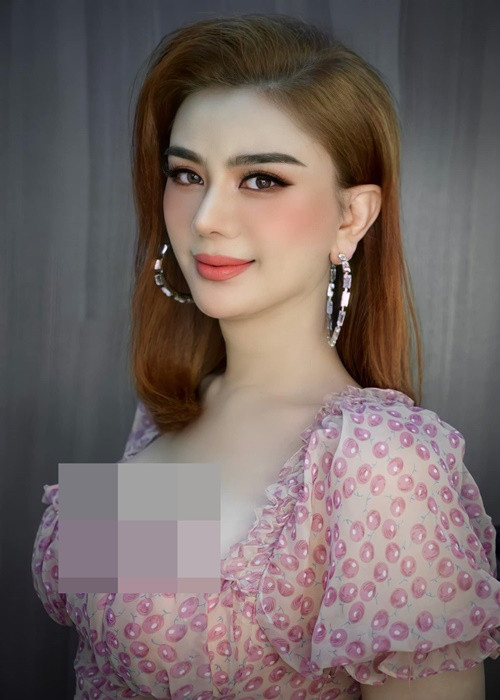 Hậu chia tay Phi Hùng, Lâm Khánh Chi cho biết, cô vẫn độc thân, chưa muốn yêu ai.