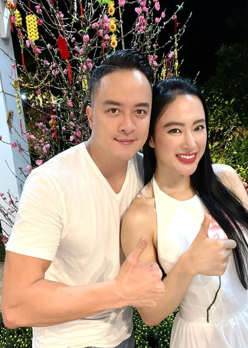 Trên báo chí, Angela Phương Trinh tiết lộ, sau 5 năm không có bất ngờ mối quan hệ tình cảm nào, cô thấy rung động trước sự tâm lý, hiếu thảo của Cao Thái Sơn nên muốn xây dựng mối quan hệ tình cảm với đàn anh.
