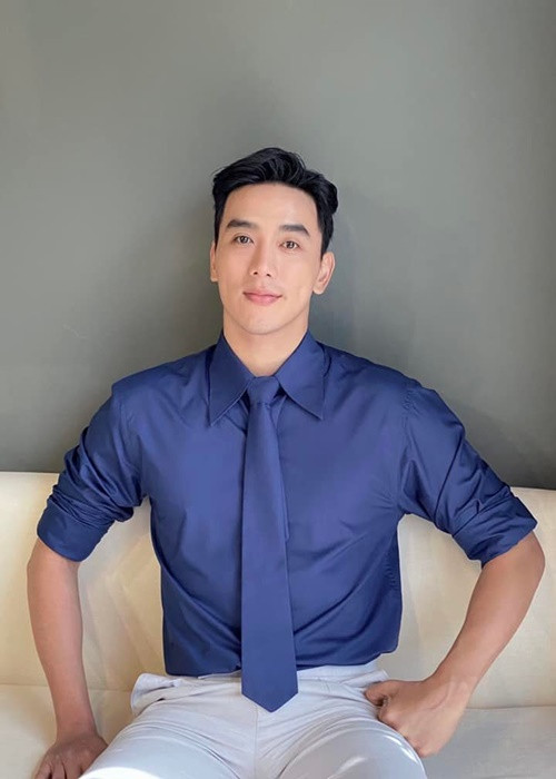Nam người mẫu sinh năm 1992 còn chăm chỉ tham gia các gameshow để được nhiều khán giả nhớ đến. Ảnh: FBNV