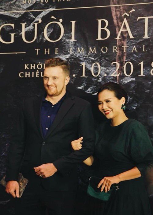 Theo Thể thao Văn hóa, Aaron từng làm phó đạo diễn các phim chiếu rạp như "Chuyện tình xa xứ", "Để Mai tính". Anh còn đóng một số phim truyền hình Việt Nam, trong đó có "Mỹ nhân Sài thành". Aaron cũng từng dựng kịch cho sân khấu kịch Sài Gòn. Các vở kịch mà anh đồng dàn dựng bằng tiếng Anh là "The last 5 years" (Năm năm vừa qua), "The importance of being earnest" (Tầm quan trọng của sự nghiêm túc).