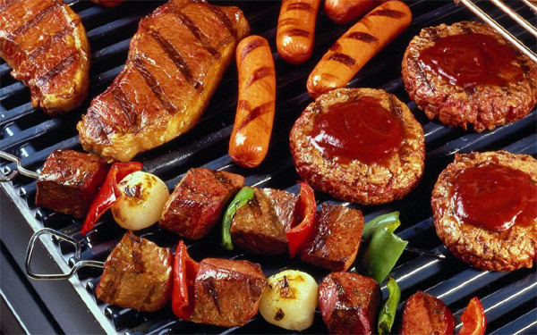 Do đó, từ ngày thứ Sáu đến Chủ nhật, nếu bạn ăn nhiều bánh mì kẹp thịt, khoai tây chiên, gà rán…, có thể trọng lượng bạn sẽ tăng đáng kể và muốn ăn nhiều hơn vào thứ Hai.