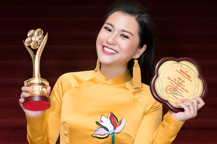 Gần đây, Lâm Vỹ Dạ gây chú ý khi giành giải “Diễn viên hài được yêu thích nhất” tại Mai Vàng 2018. Ảnh: FBNV