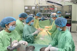 Bệnh viện TW Huế thành công ca ghép tủy Thalassemia thứ 15 bệnh nhi 7 tuổi.