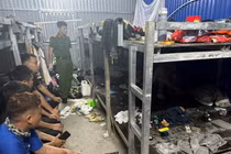 Phát ma túy cho công nhân thay tiền công ở Quảng Ninh