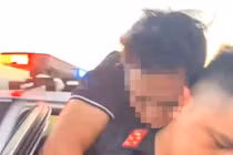 Tài xế đột quỵ trên cao tốc được CSGT cấp cứu qua "cửa tử"