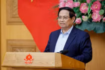 Thủ tướng yêu cầu không để thiếu xăng dầu, thiếu điện, thiếu năng lượng