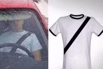 Lách luật bằng áo in dây an toàn, trò đùa nguy hiểm với tính mạng