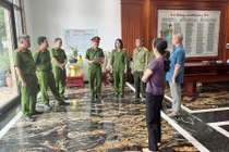 Khám xét khẩn cấp nơi ở của "trùm giang hồ" xứ Thanh Bùi Quốc Ý