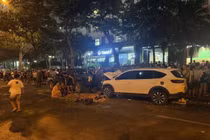 Hành vi "lạ" của tài xế ô tô trước khi gây tai nạn chết người