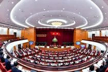 Bộ Chính trị yêu cầu xem xét điều chuyển công tác đối với cán bộ có vi phạm