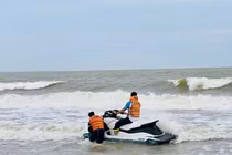 Tin mới vụ 3 học sinh mất tích ở biển Hải Tiến