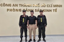 Bắt ca sĩ Lương Bằng Quang - chồng của Ngân 98 về tội hối lộ