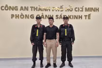 Bắt ca sĩ Lương Bằng Quang - chồng của Ngân 98 về tội hối lộ