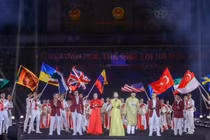 'Thế giới cùng chung nhịp đập yêu thương' từ Lễ hội Văn hóa Thế giới Hà Nội