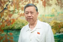 "Nên mở rộng việc nhập quốc tịch Việt Nam để huy động sức mạnh"