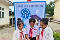 Đồng loạt hỗ trợ 50% mức đóng BHYT cho học sinh, sinh viên