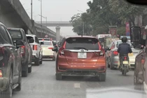 Từ sáng sớm 26 tháng Chạp, người dân ùn ùn rời Hà Nội về quê đón Tết