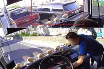 Tin mới vụ người đàn ông rút chìa khoá xe khách trên vành đai 3