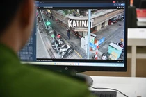 Cận cảnh Công an Hà Nội phạt nguội vi phạm trật tự đô thị bằng 'mắt thần'