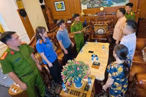 Khám xét công ty, nơi ở của của Bầu Đoan - Tổng giám đốc Đông Á