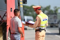 Xử lý vi phạm giao thông phải có chứng cứ hình ảnh