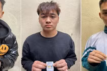 Tẩm tinh dầu ma túy vào thuốc lá sử dụng, 3 thanh niên bị bắt tạm giam