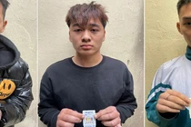 Tẩm tinh dầu ma túy vào thuốc lá sử dụng, 3 thanh niên bị bắt tạm giam