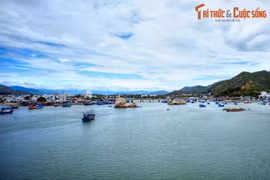 Điều đặc biệt ở dòng sông biểu tượng của thành phố Nha Trang