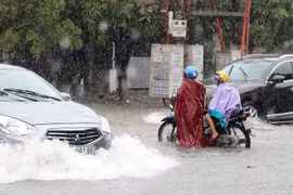 Dự báo thời tiết 27/7: Mưa to, nguy cơ lũ quét ở nhiều tỉnh