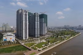 Rủi ro "bong bóng" 21 tỷ USD bơm vào bất động sản
