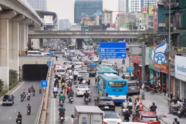 Hà Nội: Toàn cảnh tuyến đường Nguyễn Trãi sắp dựng 8 “lô cốt“