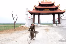 Choáng ngợp dàn cổng làng "khủng" hàng tỷ đồng ở xứ Nghệ