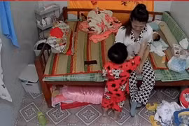 Thấy mẹ có biểu hiện 'lạ', con trai phản ứng khiến người xem cảm động 