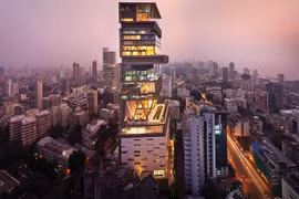 Chân dung tỷ phú Ấn Độ mua dinh thự đắt nhất Dubai?