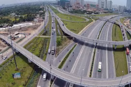 Tăng vốn ngân hàng và áp lực nợ công là những thách thức của năm 2020