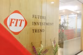Chủ tịch F.I.T đã bán hết 9,8 triệu cổ phiếu 