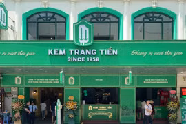 Chủ hãng kem Tràng Tiền nói gì về quyết định xử phạt của UBCKNN?