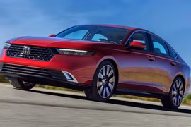 Cận cảnh Honda Accord 2025 giá chỉ từ 696 triệu đồng 